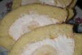 Rolada z mascarpone i bananem