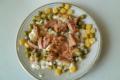 Tuńczyk z groszkiem i kukurydzą